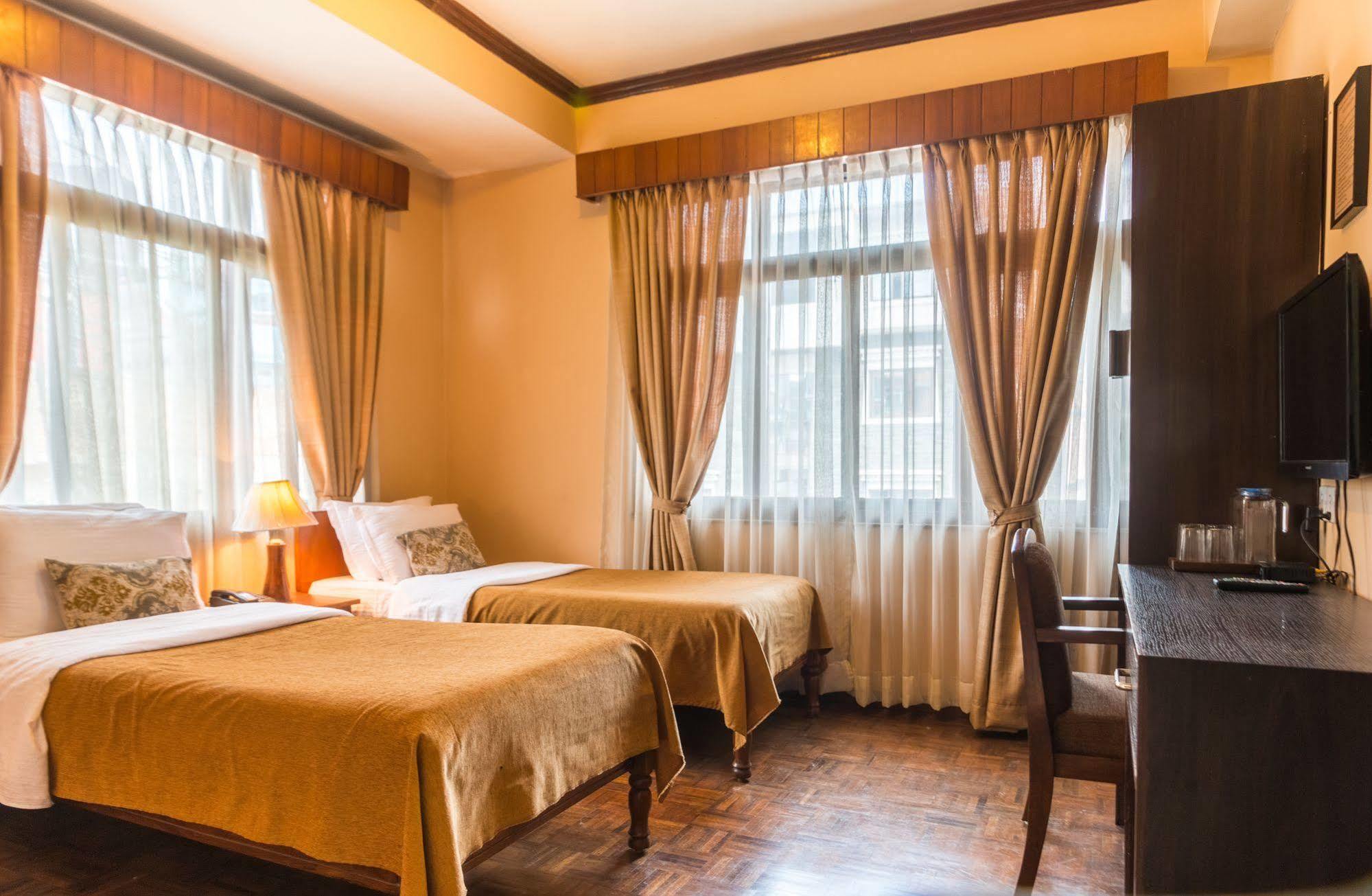 Hotel Excelsior Katmandu Zewnętrze zdjęcie