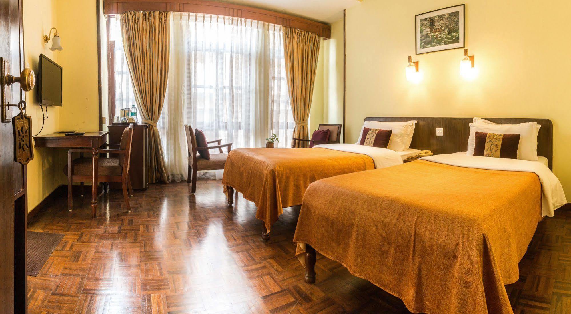Hotel Excelsior Katmandu Zewnętrze zdjęcie